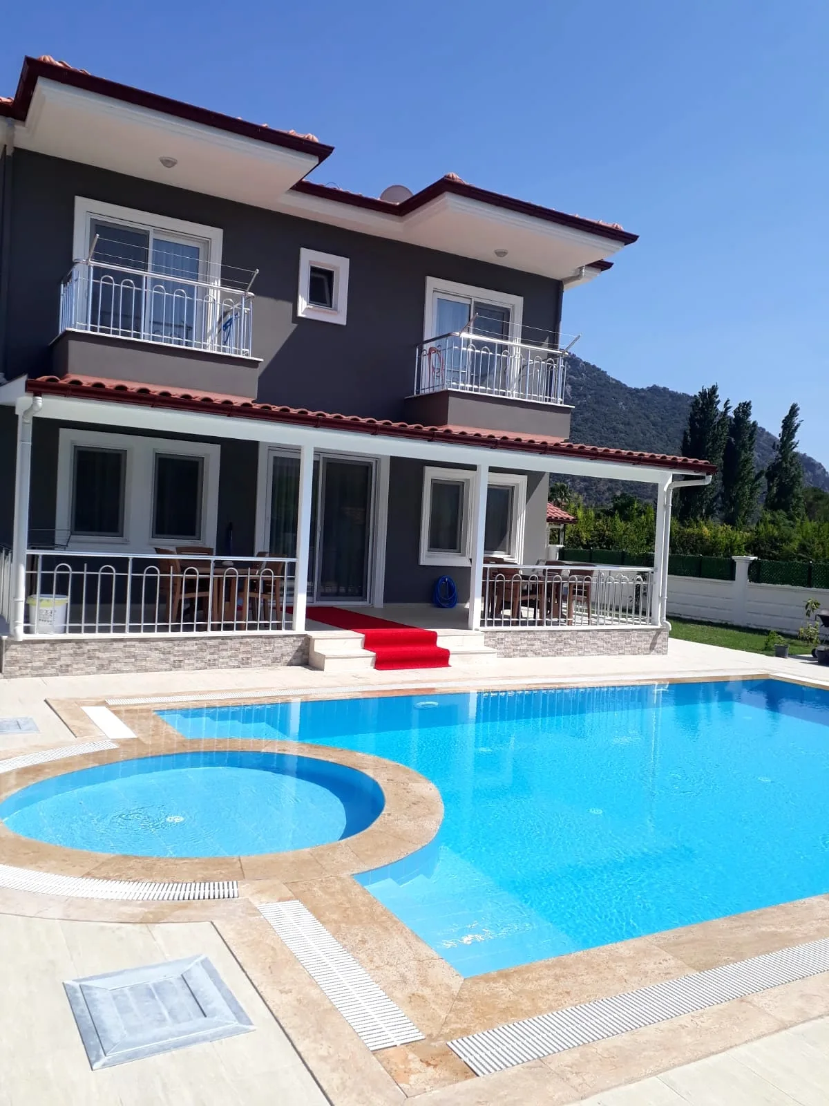 Villa Emaema